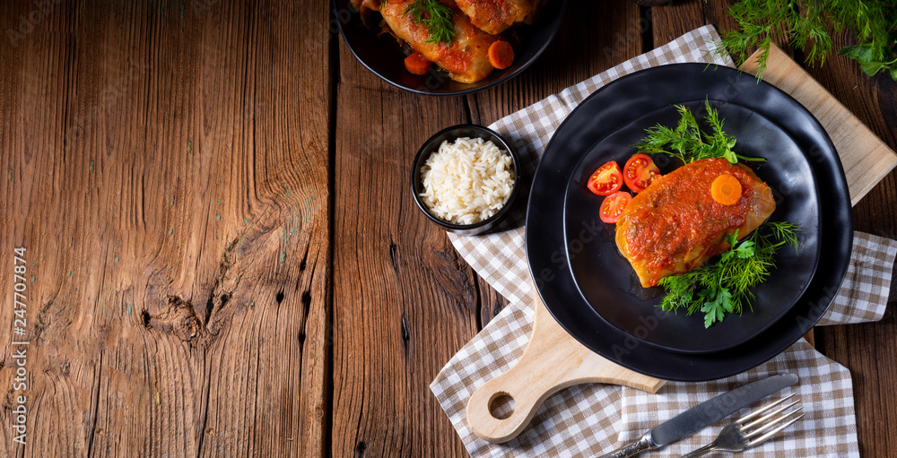 Roasted cabbage rolls with rice and minced meat according to the recipe of omas Roasted cabbage rolls with rice and minced meat according to the recipe of omas