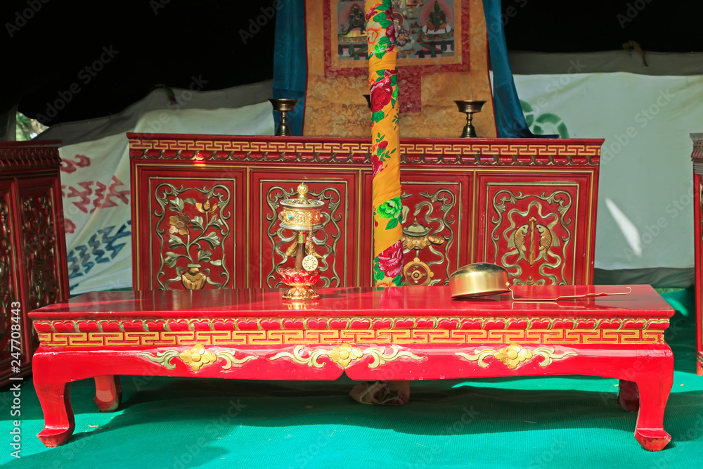 Obraz premium herdsman's table and the canister