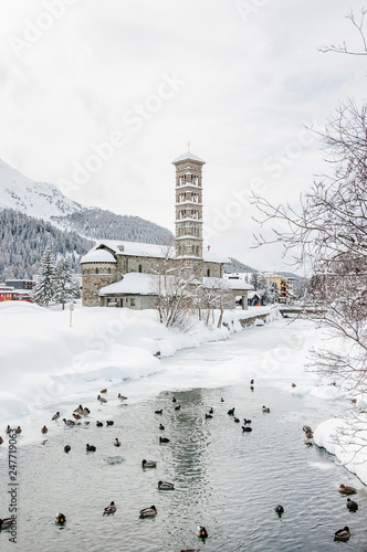 St. Moritz, Kirche, St. Karl Borrmäus, Oberengadin, Engadin St. Moritzersee, Winter, Wintersport, Winterwanderung, Graubünden, Alpen, Schweiz