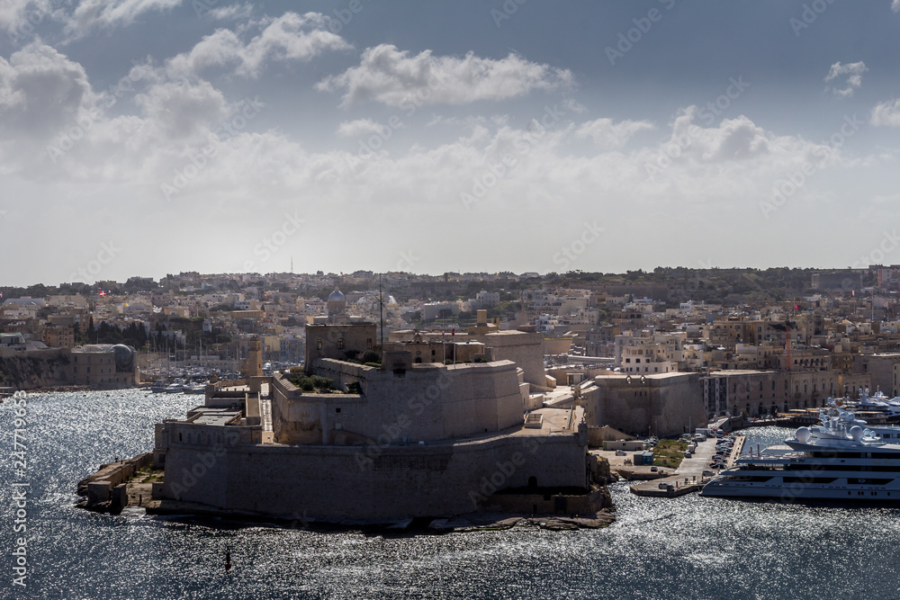 Grand Harbour - Valletta & Vittoriosa / Birgu in Malta Grand Harbour - Valletta & Vittoriosa / Birgu in Malta