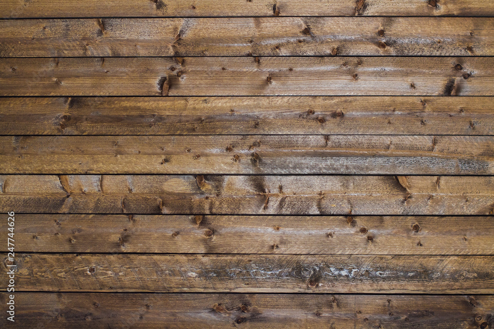 Waagerechte Holzlatten in alter Optik Waagerechte Holzlatten in alter Optik