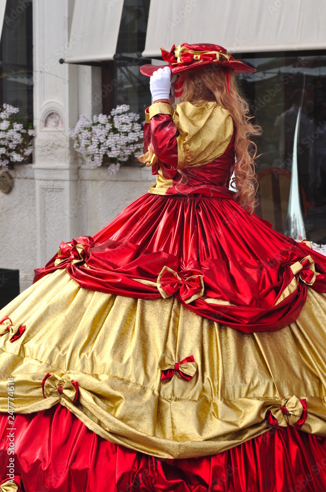 Dama vestita per il carnevale veneziano, Venezia, Veneto, Italia