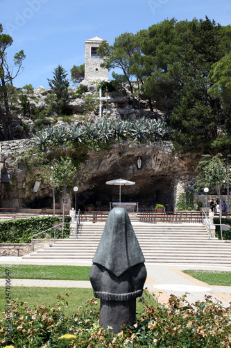Fotografie, Obraz Shrine of Our Lady of Lourdes in Vepric, Croatia