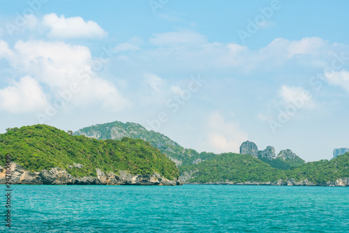 small island in mu ko angthong marine national park