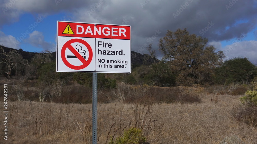 Danger sign - fire hazard, no smoking