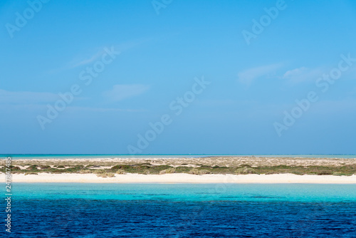 Boat cruise to the Hamata Atoll, south Marsa Alam, Red Sea, Egypt © ronnybas