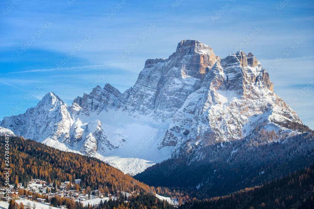 Monte Pelmo visto da Colle Santa Lucia, Dolomiti, Veneto