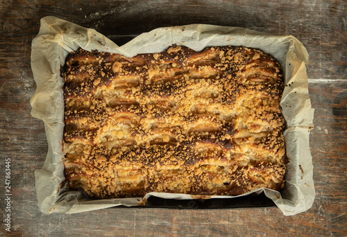 Ciasto drożdżowe z kruszonką z jabłkami