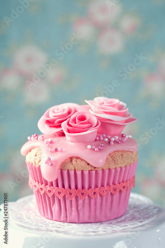Cupcake with pink flowers