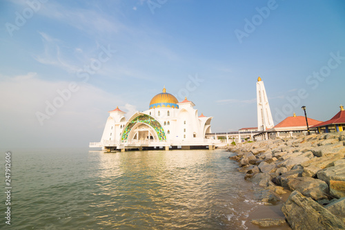 Melaka centrlal masjid selat in the sea