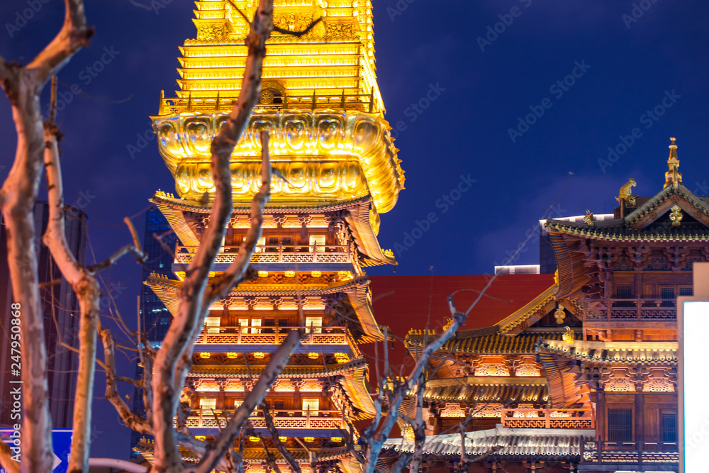 A stately Buddhist temple, Jing’an Temple is located in Jing’an