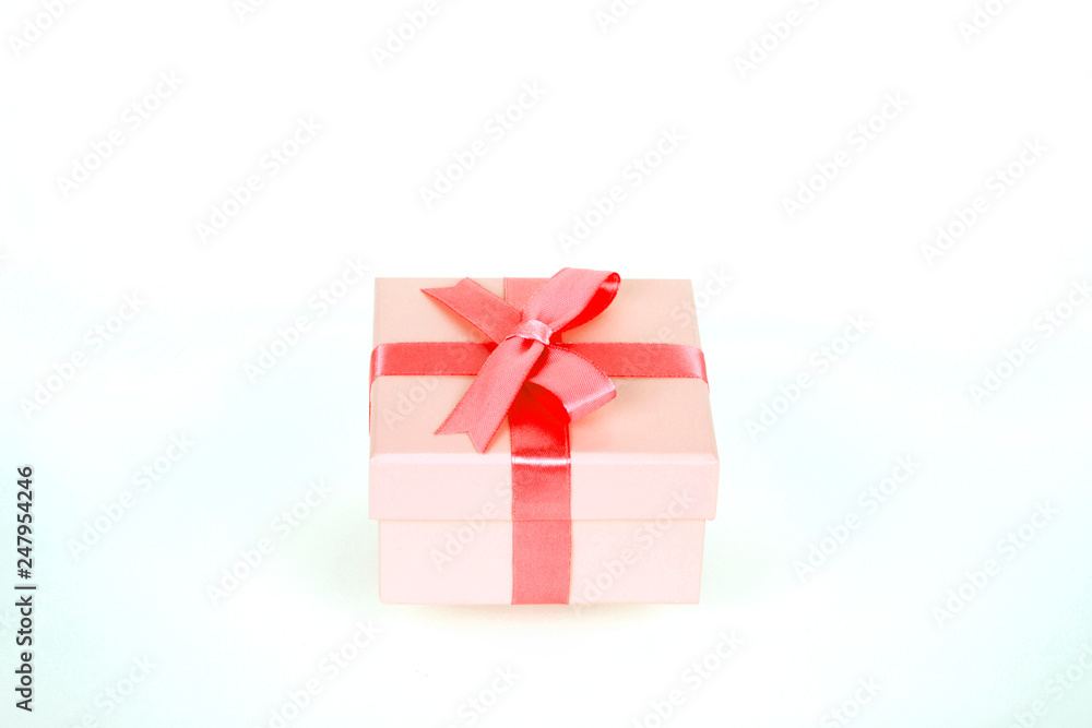 Obraz premium gift box with red bow and white background