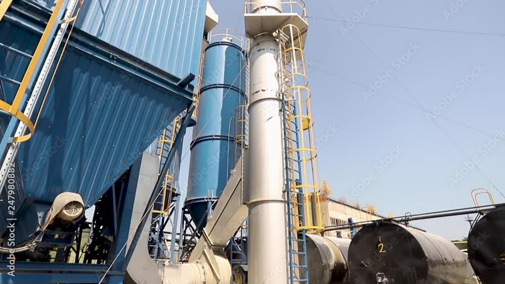 New asphalt plant. Asphalt mix is used for the constuction of roads, paverments and pakring lots