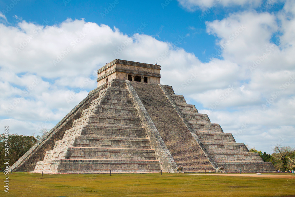 Mayan pyramid, Famous temple of Kukulcan, plumed serpent, El Castillo in Chichen Itza, vacation in Yucatan, Mexico