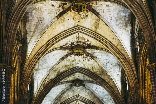Plafond en arc de la cath  drale Sainte Eulalie de Barcelone