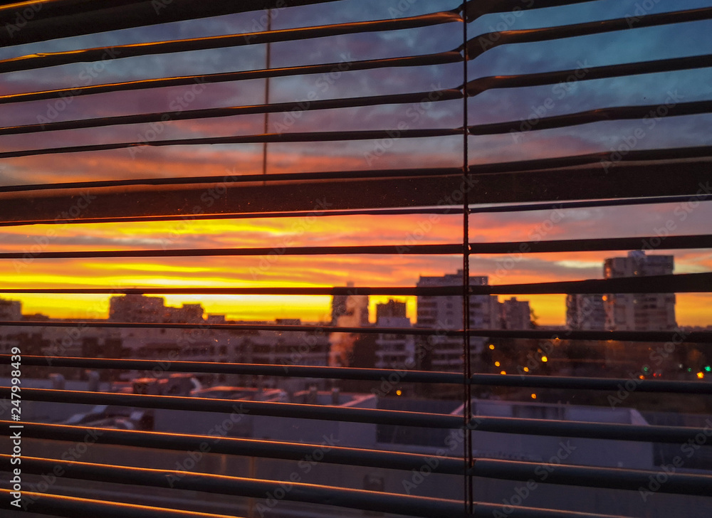 Fototapeta premium sky colored eye at dawn in madrid