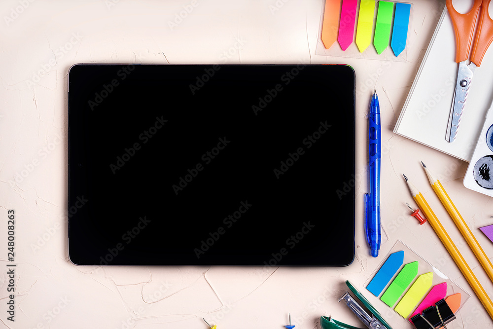 Naklejka premium back to school office pencil tablet paint clip