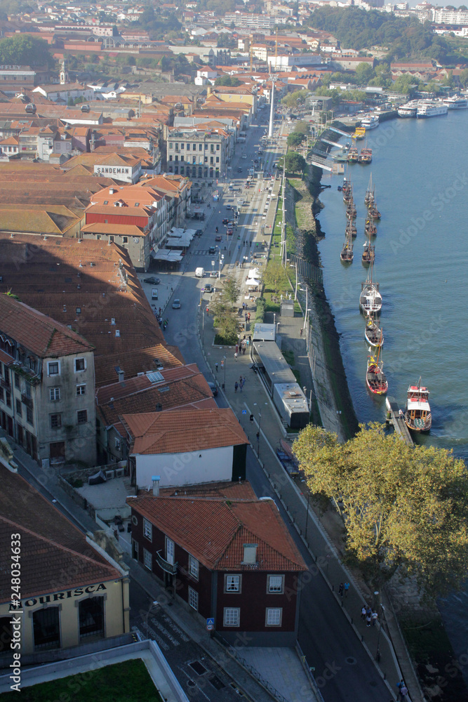 Fototapeta premium panorama of the old town of Porto
