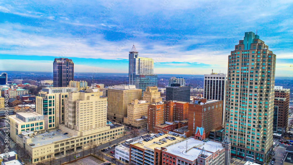 Fototapeta premium Raleigh, North Carolina, USA Drone City Skyline Aerial