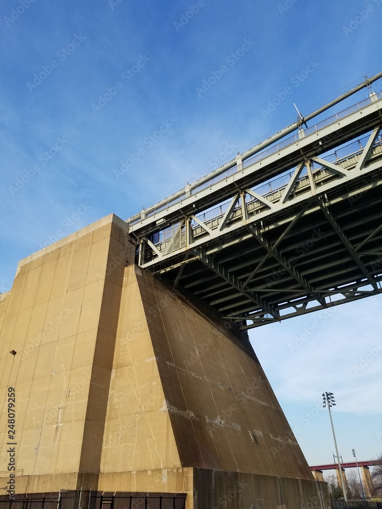 Steel bridge with concrete support