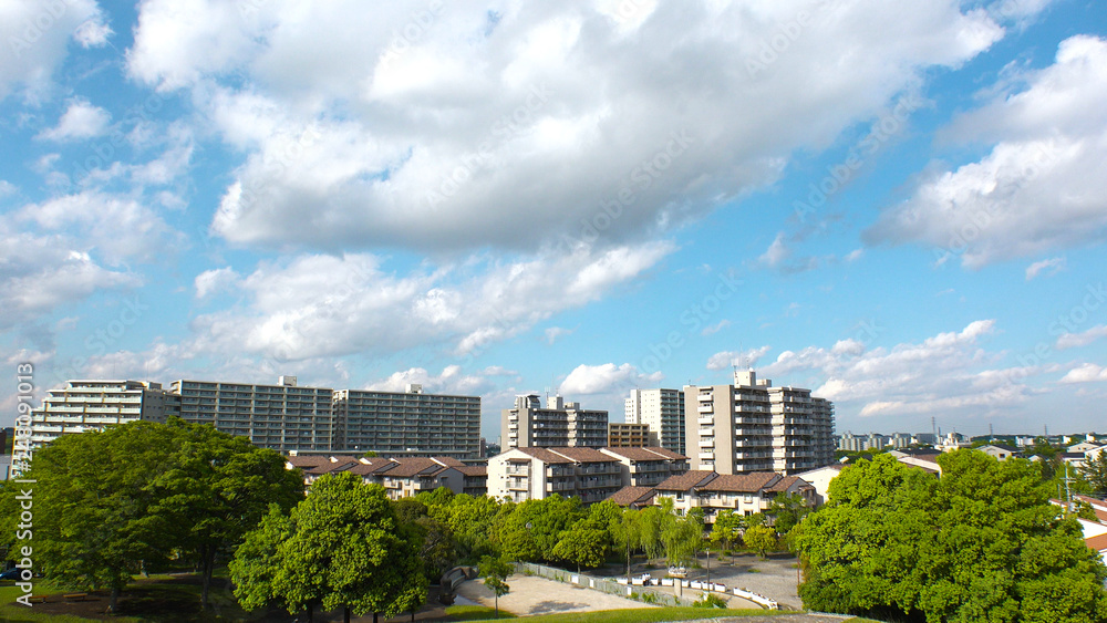 Fototapeta premium TAMA CITY, TOKYO, JAPAN - CIRCA MAY 2018 : Scenery of TAMA NEW TOWN RESIDENTIAL AREA near TAMA CENTER train station.