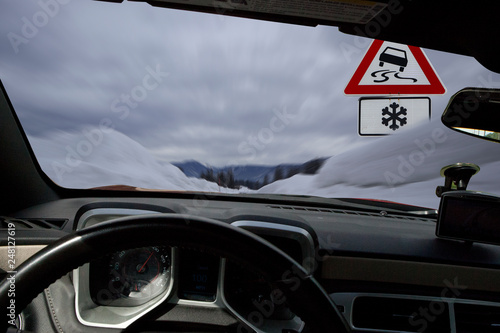 drive with a car in the winter