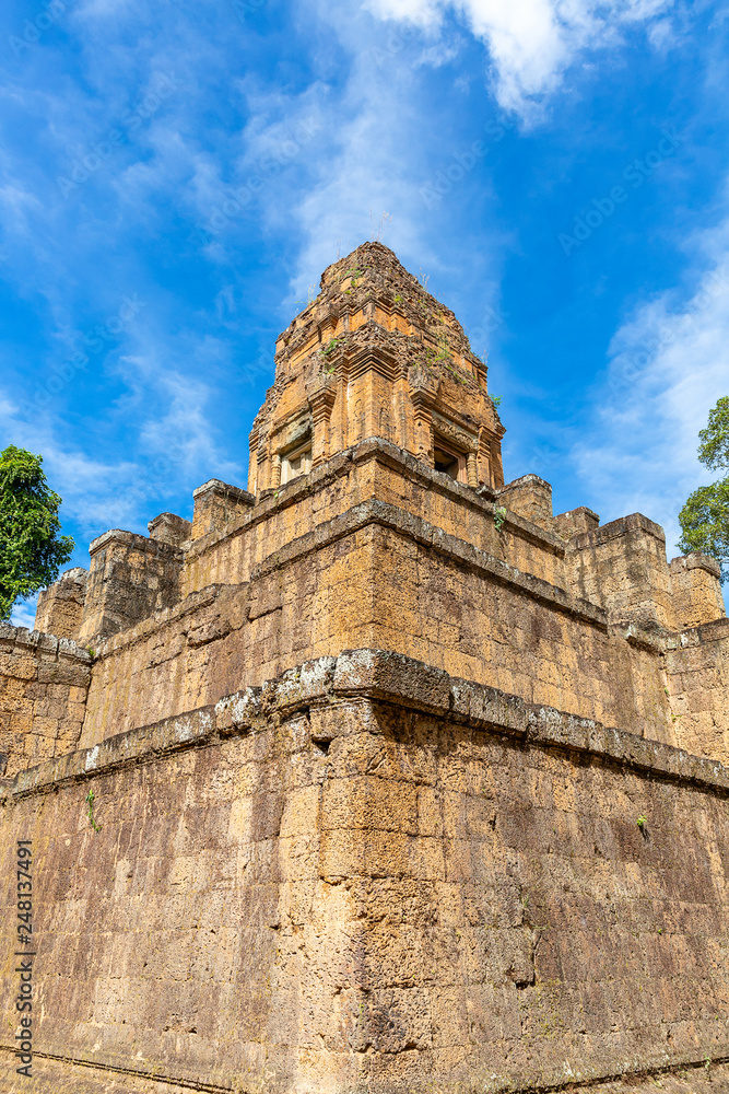 Baksei Chamkrong Temple, Angkor, Siem Reap, Cambodia, Asia