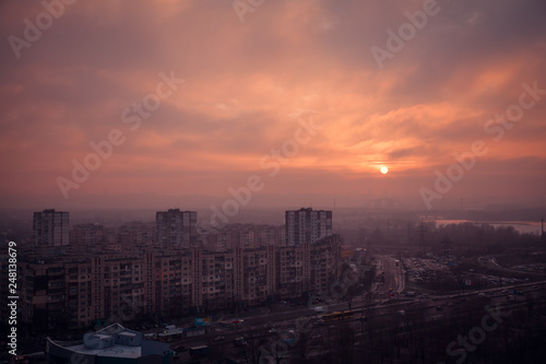 Sunset over the city © Mariia