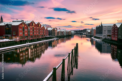 Tableau sur toile River Nidelva in Trondheim