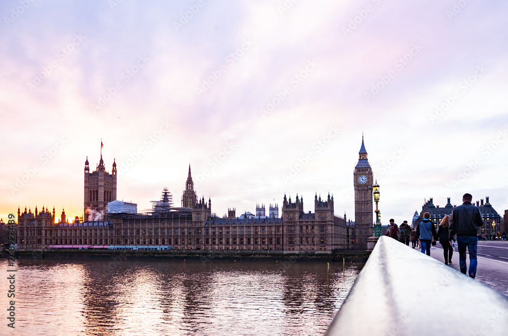 Obraz premium big Ben and Houses of Parliament at sunset, London, UK