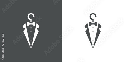 Icono plano con corbata de lazo y solapas con percha en gris y blanco