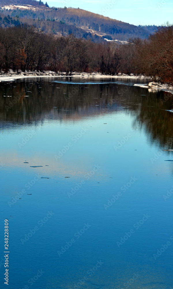 susquehanna river in winter