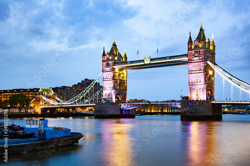 tower bridge at night  London  UK
