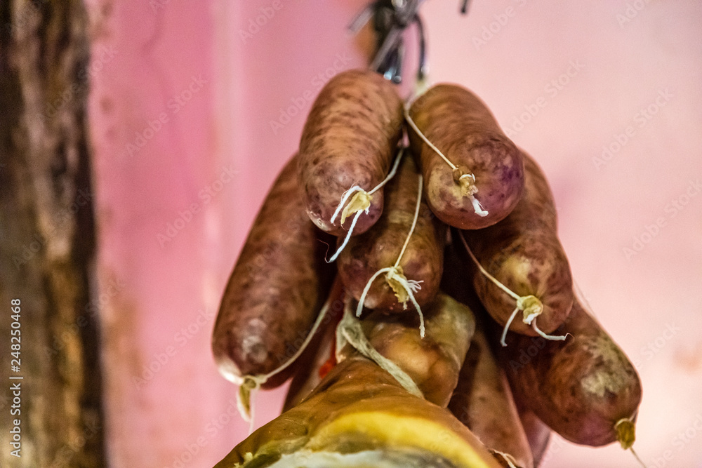 Obraz premium hanged salami