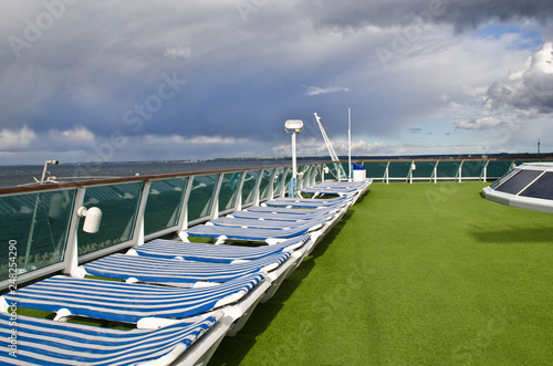 Принти на полотні Lounging sun deck on cruise ship