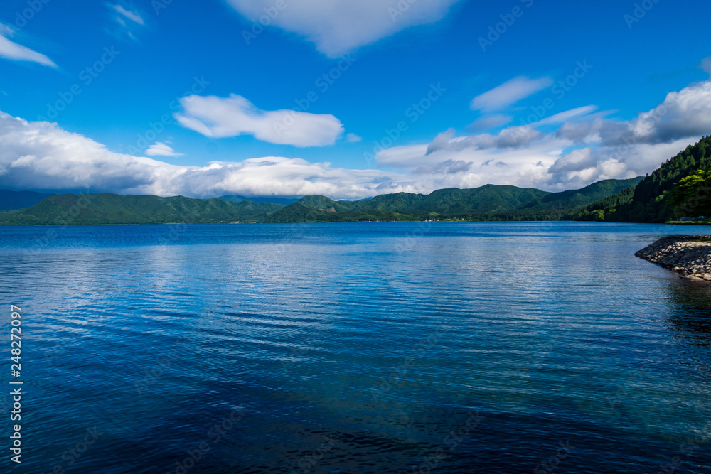 Obraz premium Akita Lake Tazawa 秋田県田沢湖１
