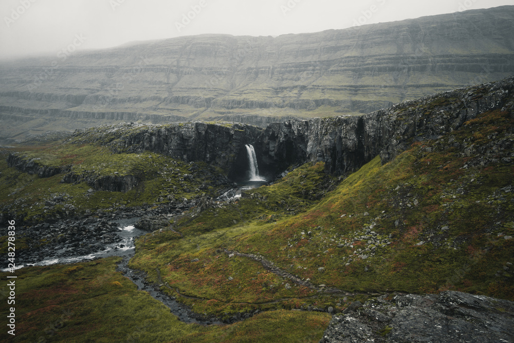 Fototapeta premium Waterfall in remote Iceland