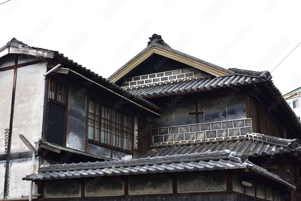 日本の美しい古い建物