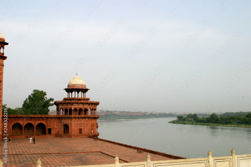 Obraz premium Taj Mahal of Agra. India. Unesco World Heritage Site