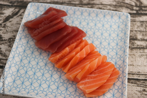 Sashimi thon et saumon