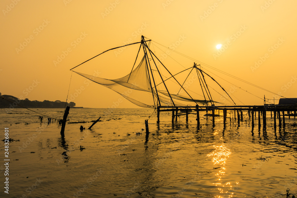 Chinesische Fischernetze, Kochi (Chochin)/Kerala, Indien Stock Photo |  Adobe Stock