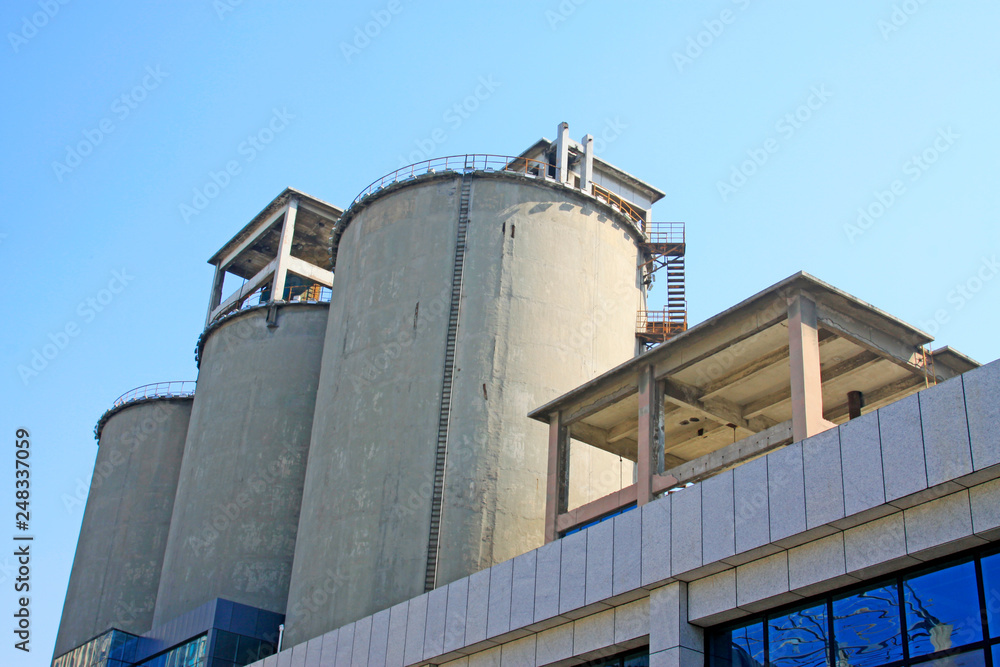 Cement plant buildings raw material silo