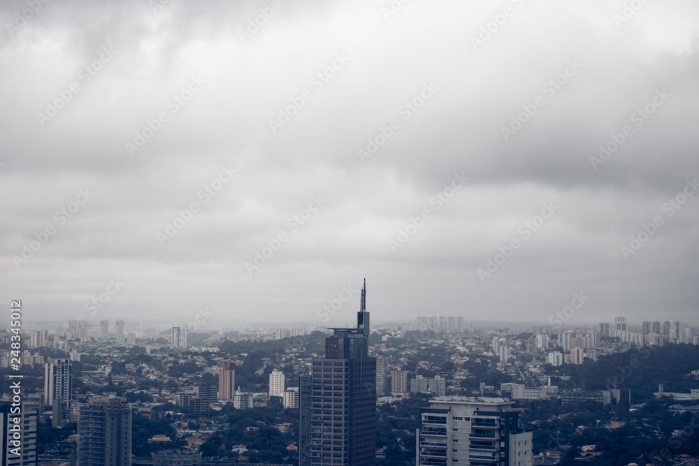 A Cidade Nublada, São Paulo, Brasil
