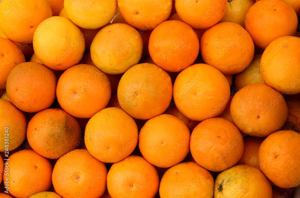 Orangen auf dem Markt