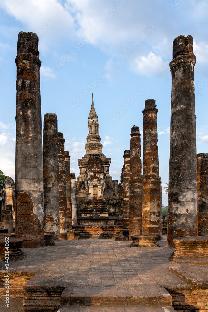 Fototapeta premium View of Sukhothai Historical Park in Thailand, The Sukhothai Historical Park ruins are one of Thailand's most impressive World Heritage Sites. 