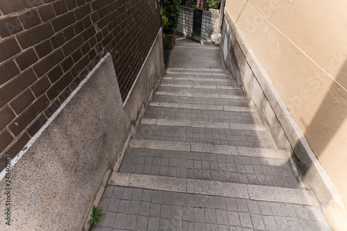 日本 の路地裏の石畳と階段 Cobbled and stairs of the back Japan's alley