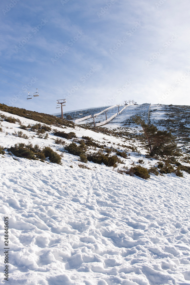 Nieve en la Sierra de Guadarrama, Comunidad de Madrid, España Nieve en la Sierra de Guadarrama, Comunidad de Madrid, España