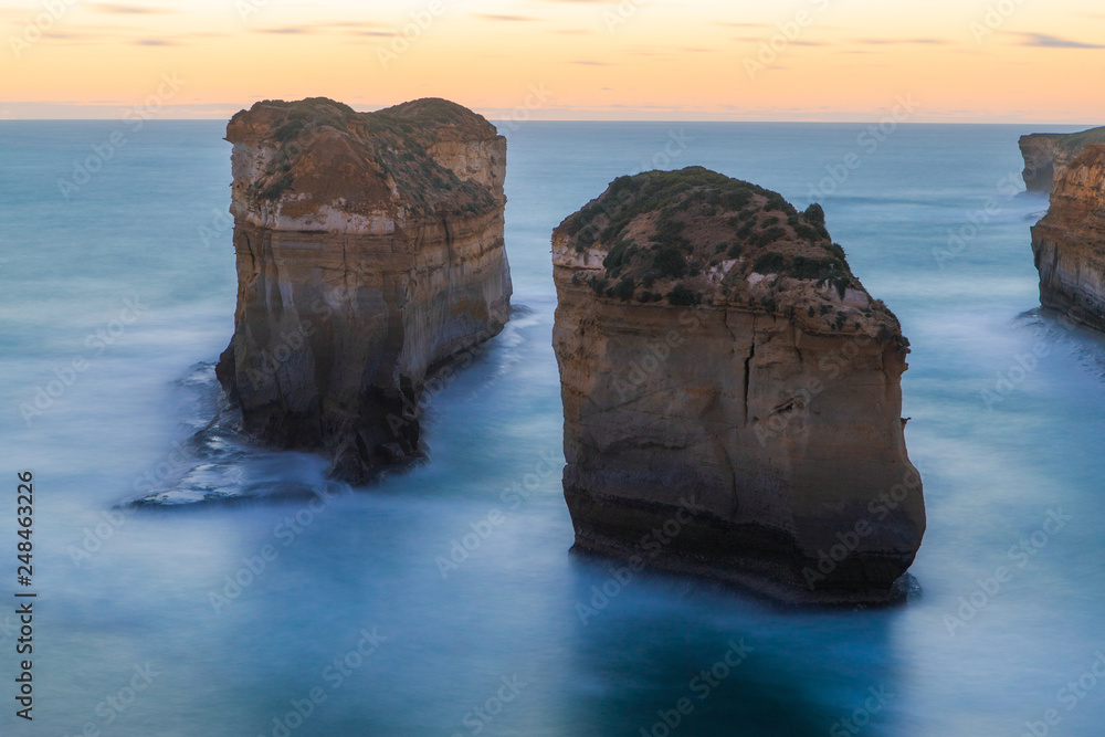 Fototapeta premium Close-up view of Island Arch at Great Ocean Road, VIC, Australia.