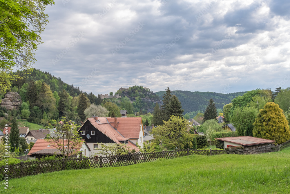 Obraz premium Burg und Kloster Oybin