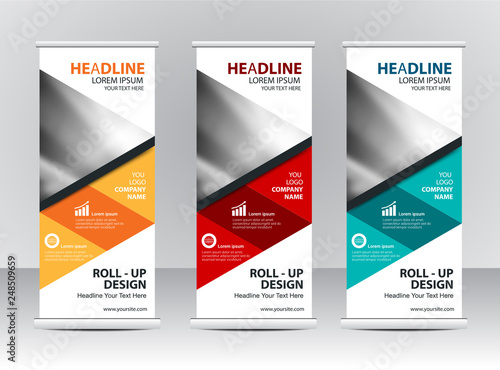Roll up banner stand design
